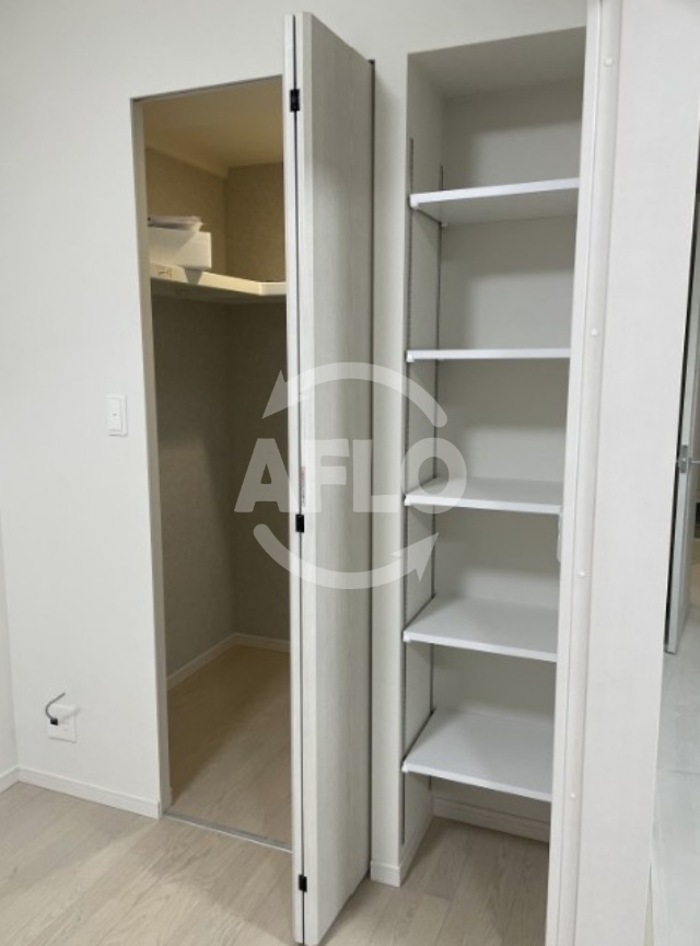 その他設備　ベイ・グランデ弁天町　棚