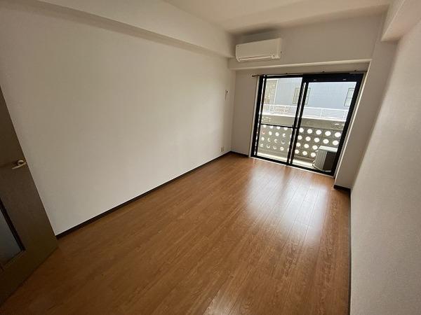 居室・リビング　エアコン付！