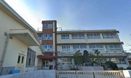 小学校　堺市立　南八下小学校（小学校）まで1300m