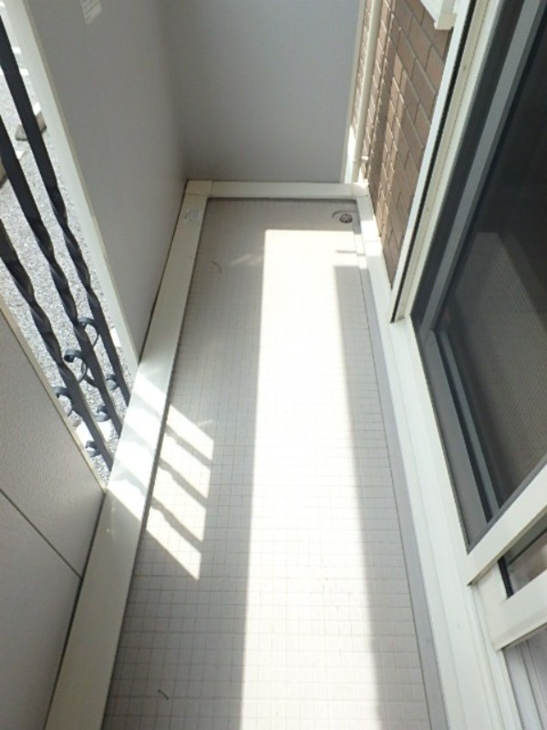 バルコニー　図面と現状に相違がある場合には現状を優先