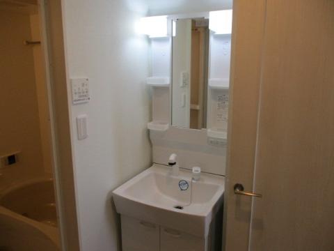 洗面設備　洗髪洗面化粧台