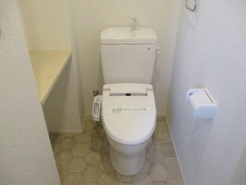 トイレ　シャワー付トイレ