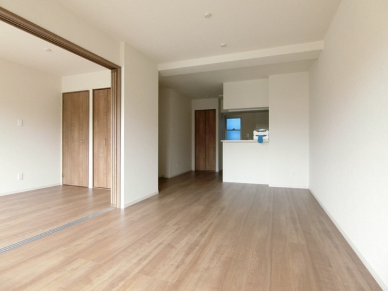 居室・リビング　図面と現状に相違がある場合には現状を優先