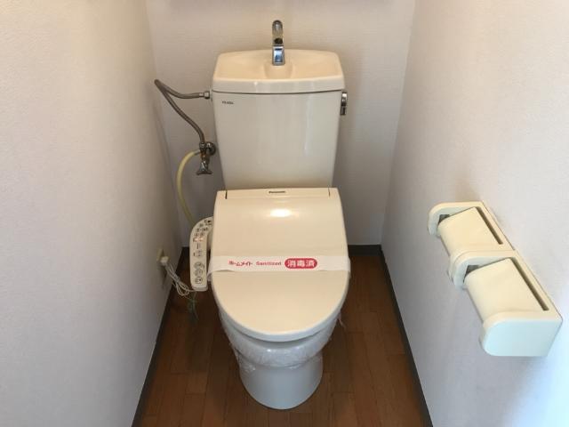 トイレ　シャワー付トイレ