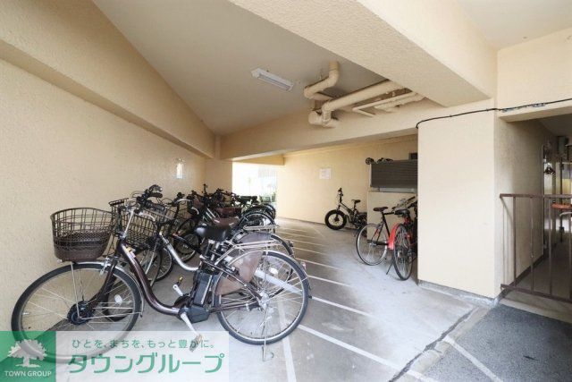 駐車場　駐輪場