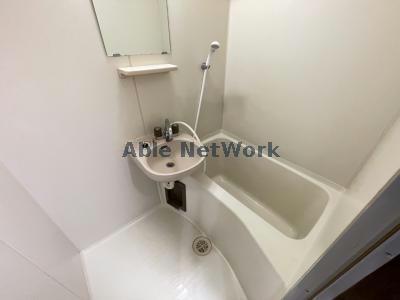 バス・シャワールーム　同型405