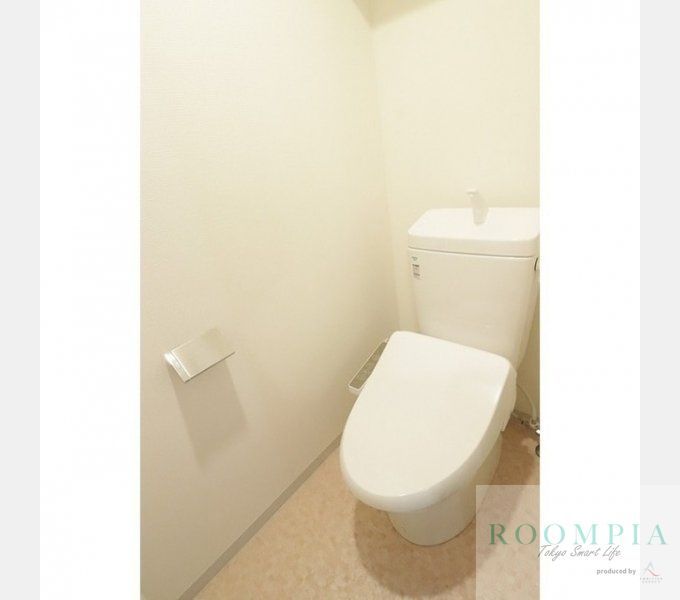 トイレ　※同タイプの別のお部屋です。