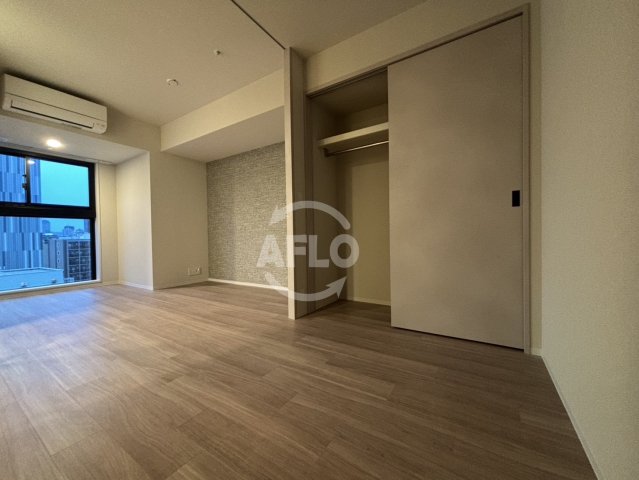 居室・リビング　コンフォリア・リヴ本町WEST Q　居間・リビング