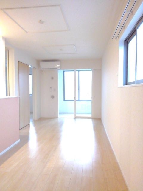 居室・リビング　使いやすいリビングです