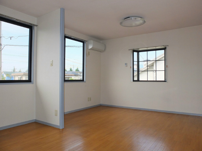 居室・リビング　類似部屋写真