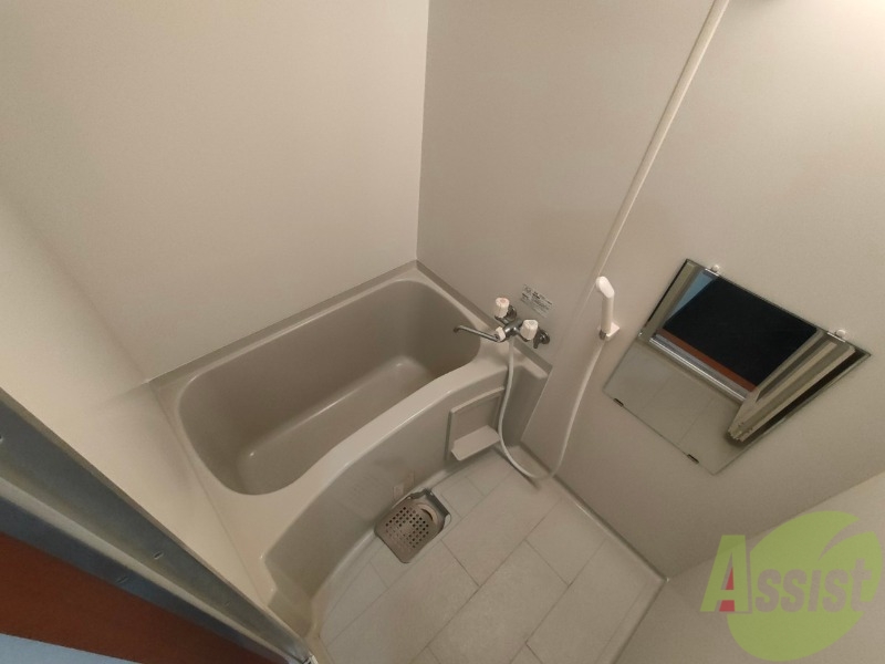 バス・シャワールーム　お風呂です。ゆっくりお風呂につかるのも体に良いですね～