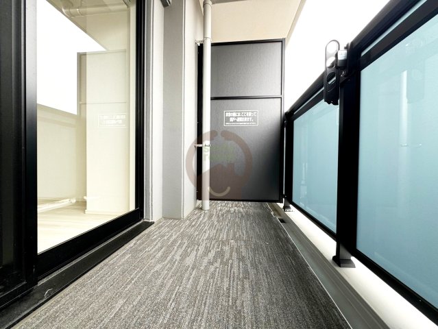 バルコニー　※同シリーズ参考画像