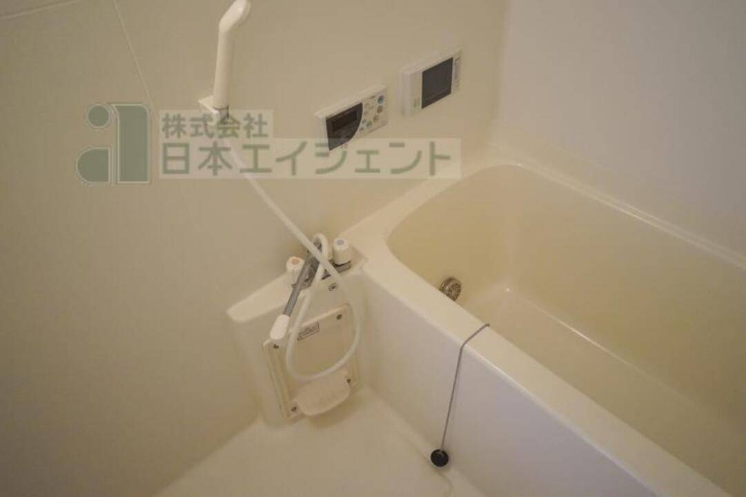 バス・シャワールーム　浴室