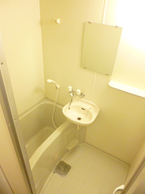 バス・シャワールーム　バスルーム