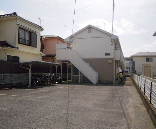 建物外観　クレール梨木の外観