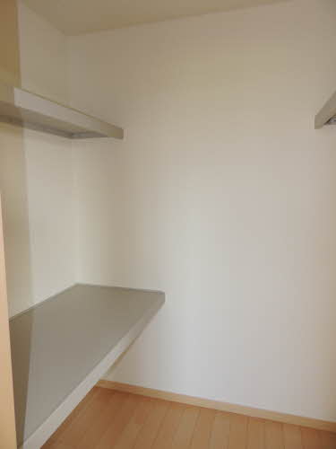 収納　【メゾン・ボヌール A棟 】