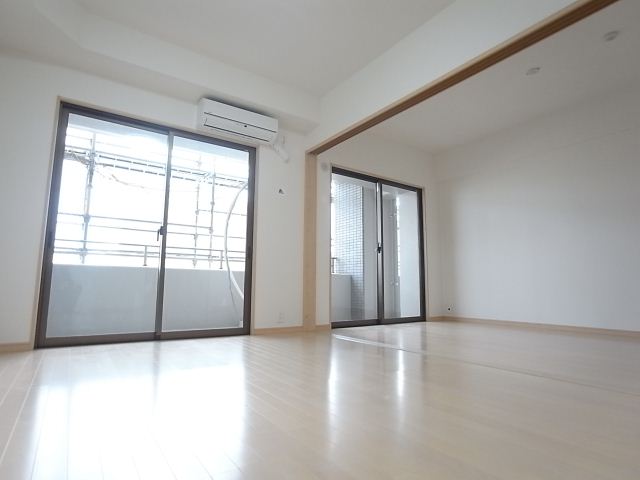 居室・リビング　リビング