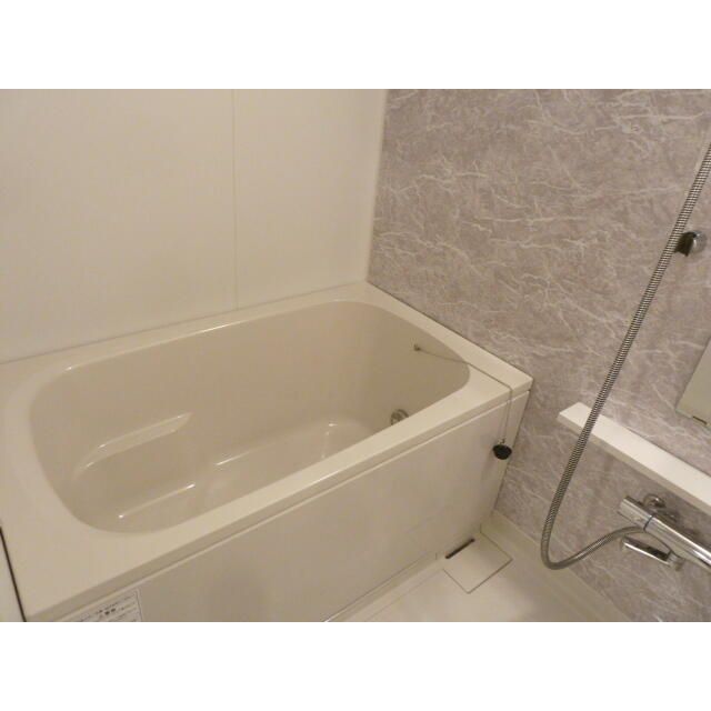 バス・シャワールーム　☆ゆったりくつろげるお風呂☆