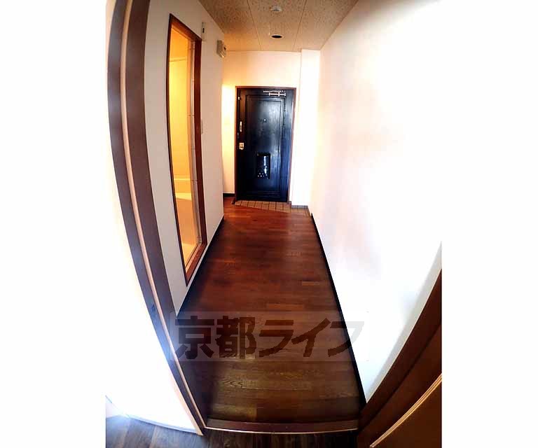 その他部屋・スペース　綺麗な廊下です