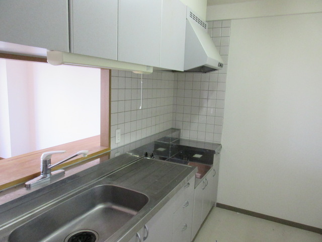 キッチン　※代表的な内装写真を掲載しております。