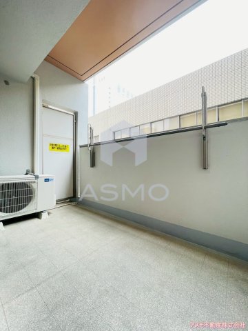 バルコニー　同マンション別部屋　参考写真