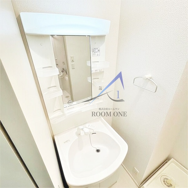 洗面設備　洗面台です。