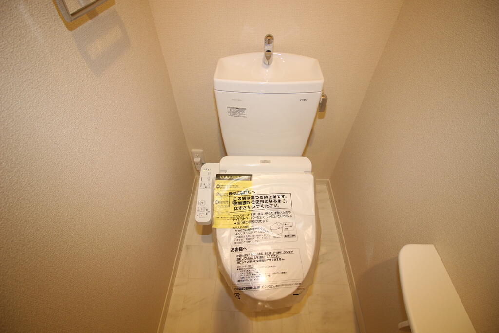 トイレ　トイレ：画像は同社類似物件の写真