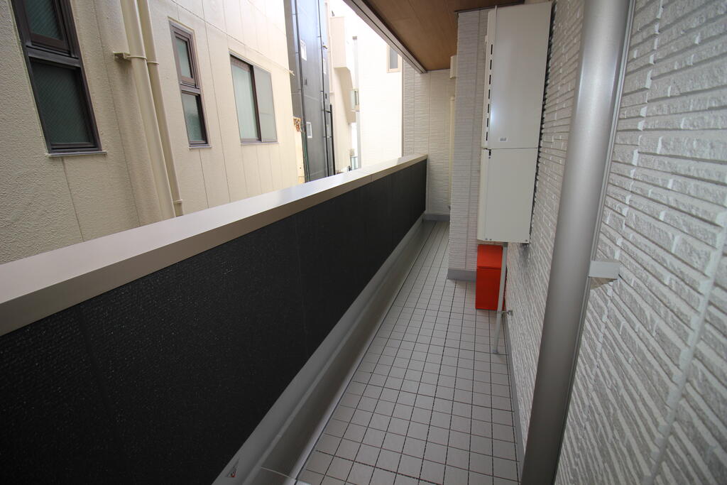 バルコニー　バルコニー：画像は同社類似物件の写真