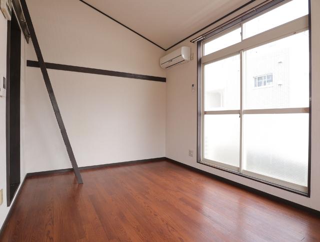 居室・リビング　居室