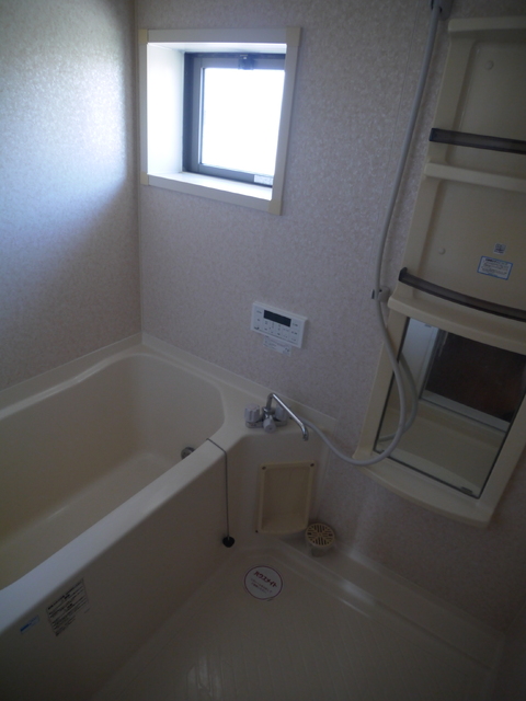 バス・シャワールーム　追焚機能付バス♪