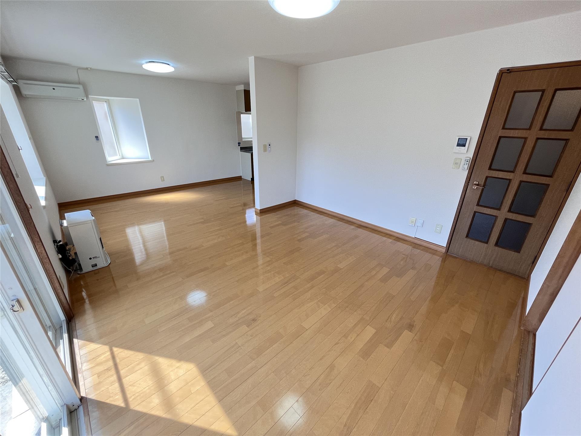 居室・リビング　リビング