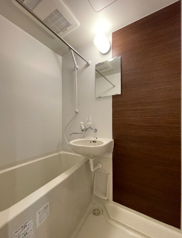 バス・シャワールーム　ＫＡツルミ