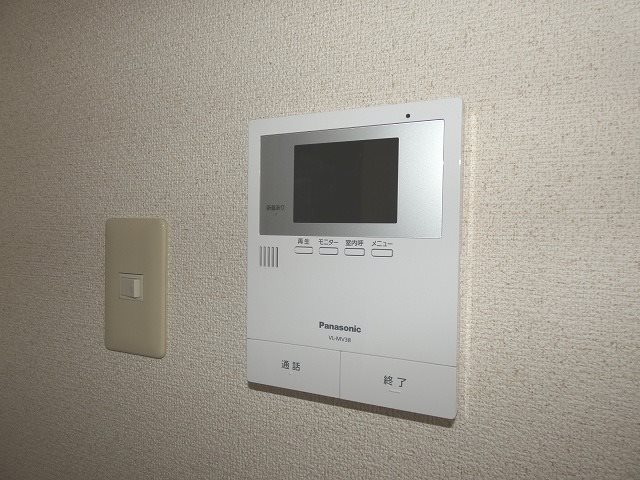 セキュリティ　参考：203号室（内装・設備が異なる場合があります。）