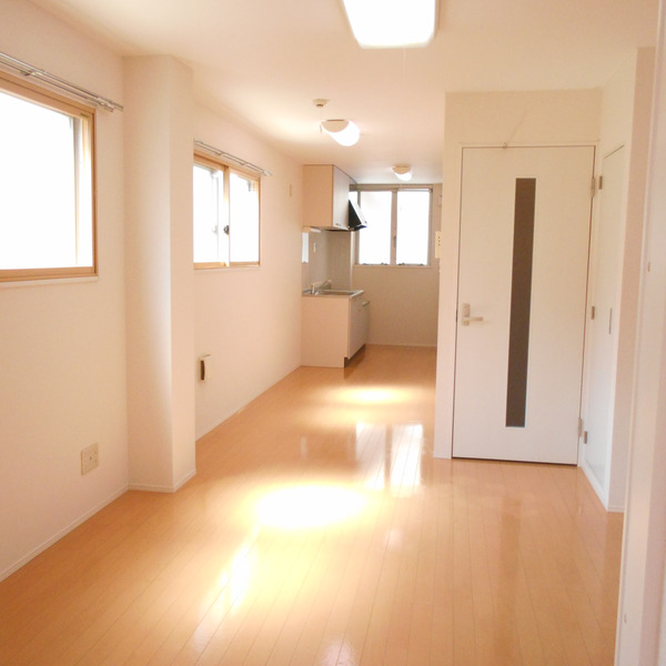 居室・リビング　使いやすい居間です