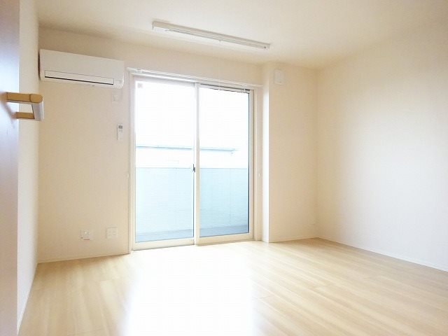 居室・リビング　※同物件他部屋写真です※