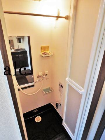 バス・シャワールーム　話題の足湯機能付き。浴室乾燥機もついてます