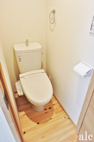 トイレ　ウォッシュレット付