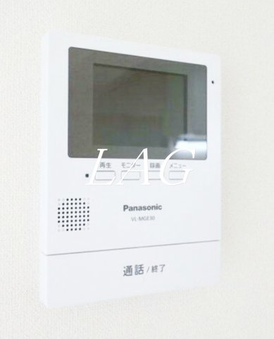 セキュリティ　モニター付きインターホンです。
