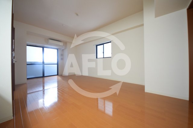 居室・リビング　インテリジェンス御堂　リビング