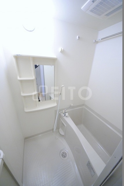 バス・シャワールーム　写真は２１１号室