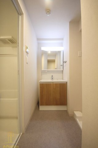 洗面設備　スプランディッド梅田北