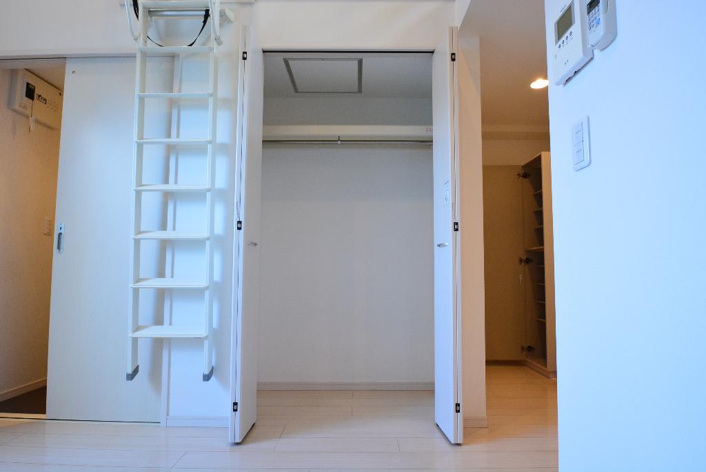 収納　クローゼット