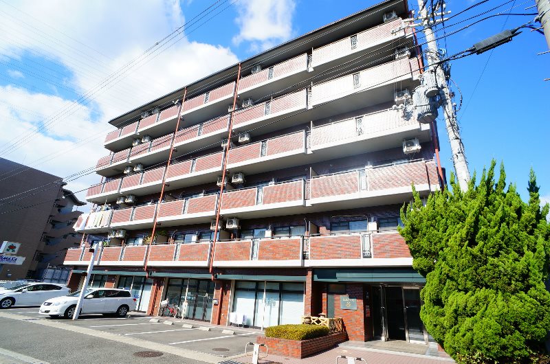 建物外観　竹田駅まで徒歩１分もかかりません！