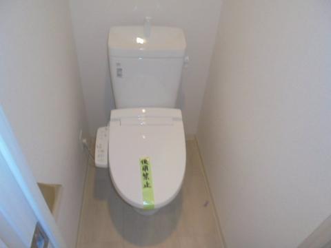 トイレ　トイレ