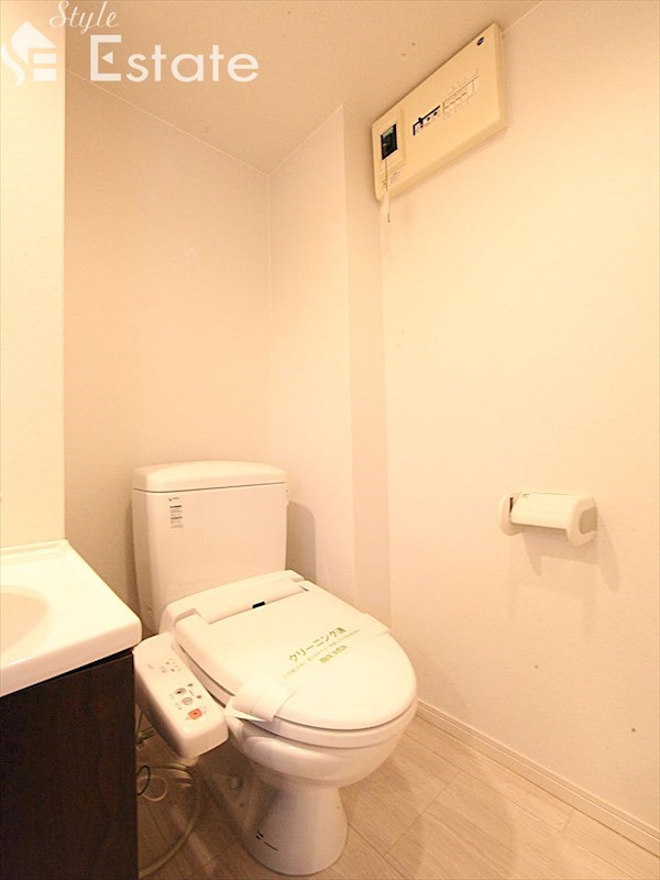 トイレ　トイレ