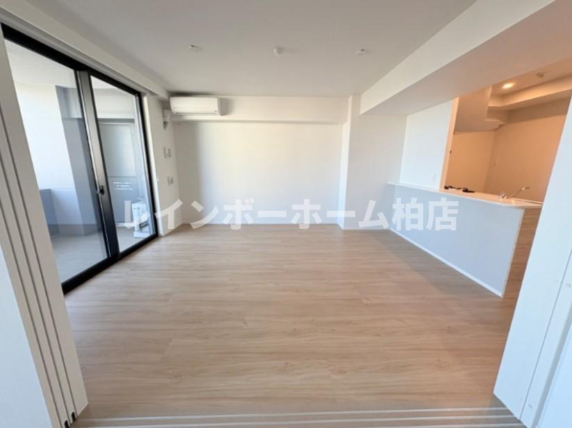 居室・リビング　おしゃれな居間です