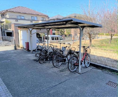 その他共有部分　屋根付き駐輪場