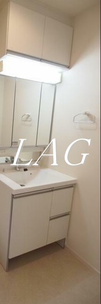 洗面設備　独立洗面台です。