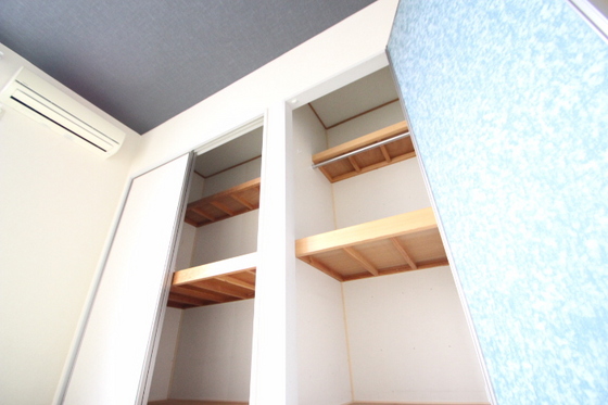収納　※別部屋の写真です