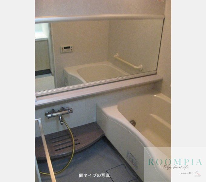 バス・シャワールーム　※同タイプの別のお部屋です。